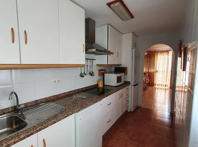 1ºa Escobar Нерха