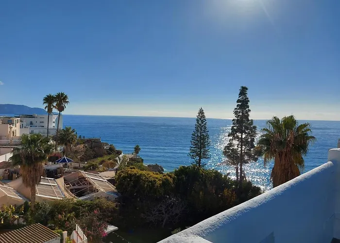 1ºa Escobar Lejlighed *